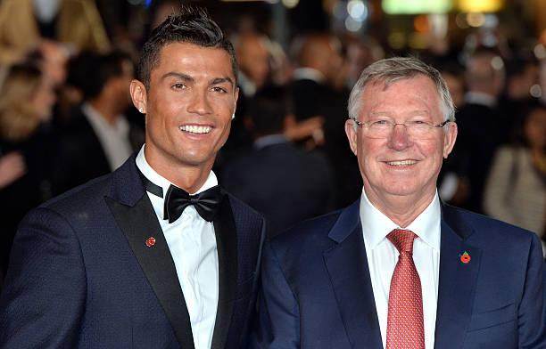 1630104834057011515.jpg 九游下载-【揭秘】C罗回家,出手最晚的曼联怎样击败了曼城?