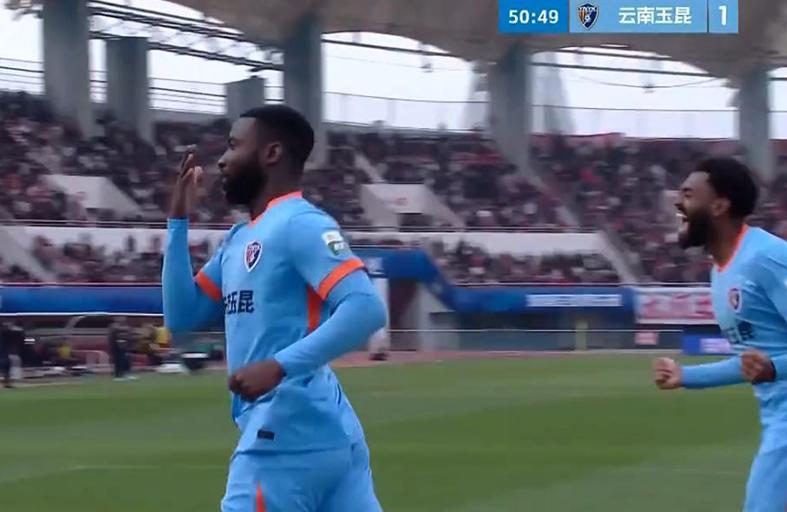 九游游戏-4-1 2-1 1-0 中超疯狂一夜！海港大胜西海岸 蓉城领跑 河南赢玉昆