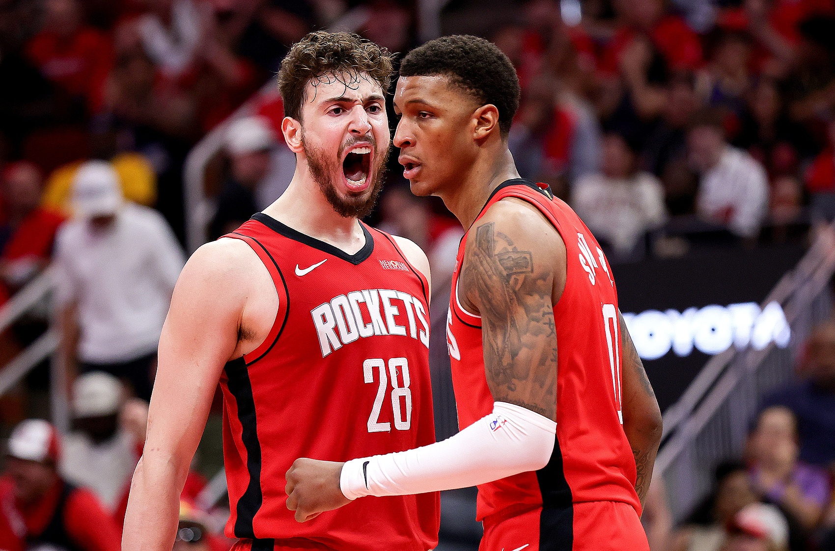 九游官网-字母哥虽好但并不适合火箭!送出申京小贾&强力替补值得吗?